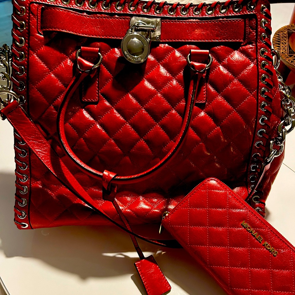 COPY - Michael Kors Satchel with matching walled NEW NEVER CARRIED